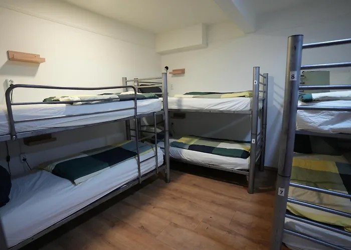 Center Hostel And Guest House